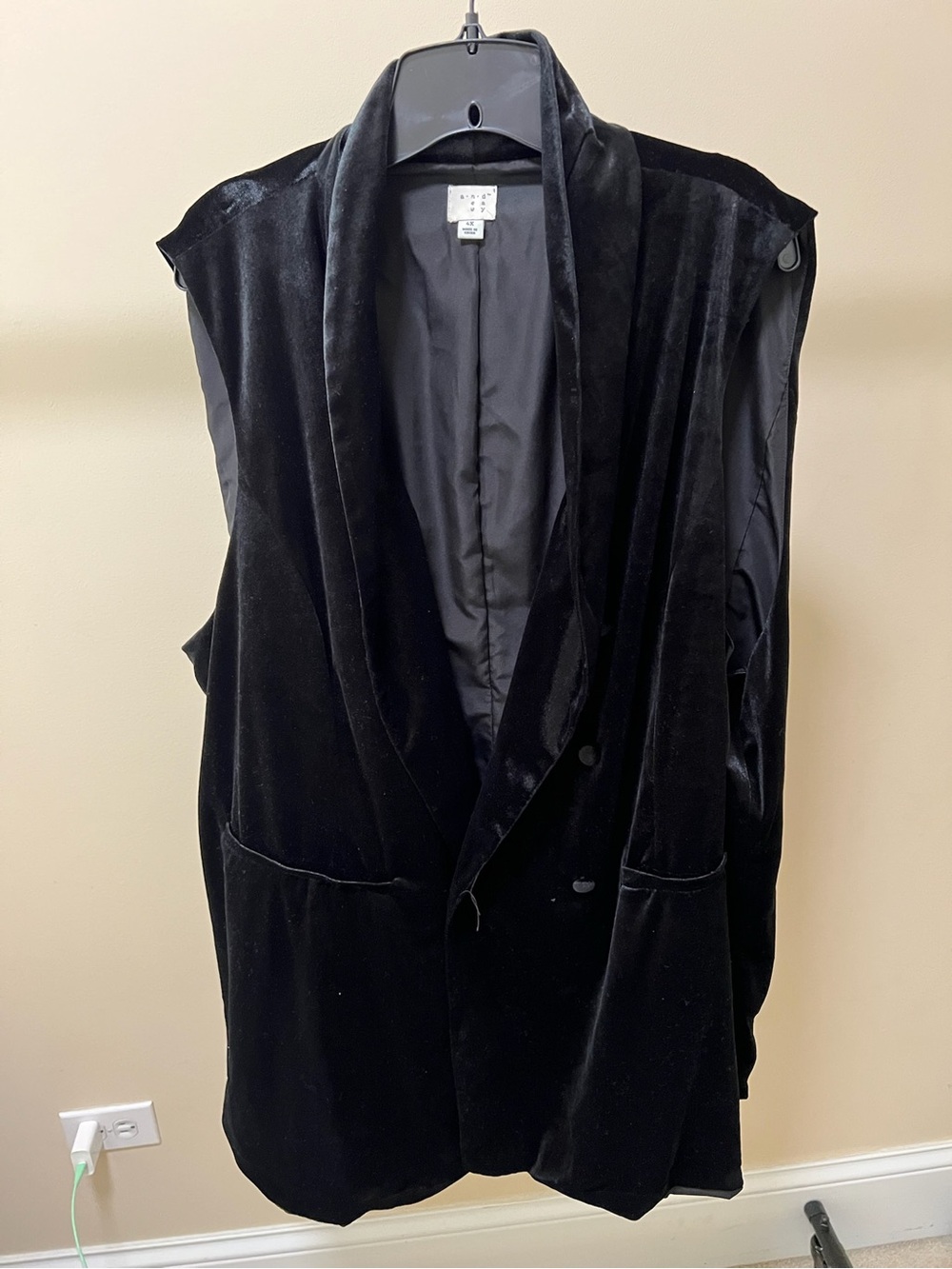 a new day Black Velvet Sleeveless Blazer Vest